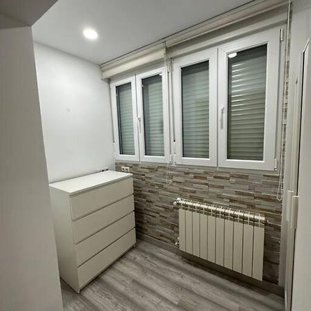 Cozy 1-Bedroom Apartment Madrid Eksteriør bilde