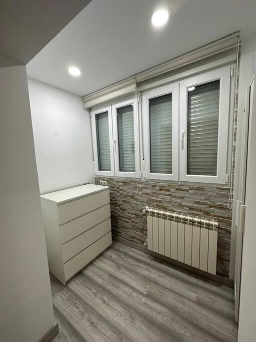 Cozy 1-Bedroom Apartment Madrid Eksteriør bilde