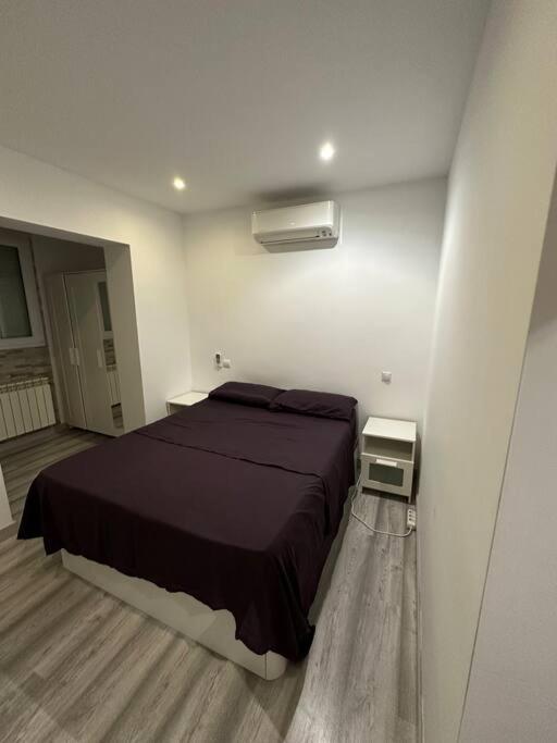 Cozy 1-Bedroom Apartment Madrid Eksteriør bilde